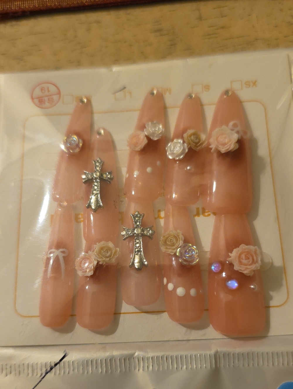 3D Floral & Cross Press-On Nails